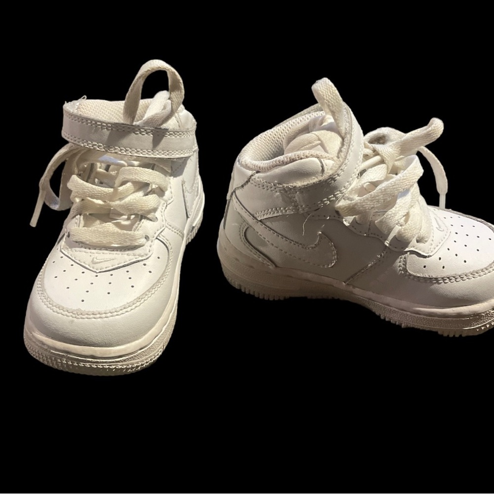 Nike Air Forces 5.5C